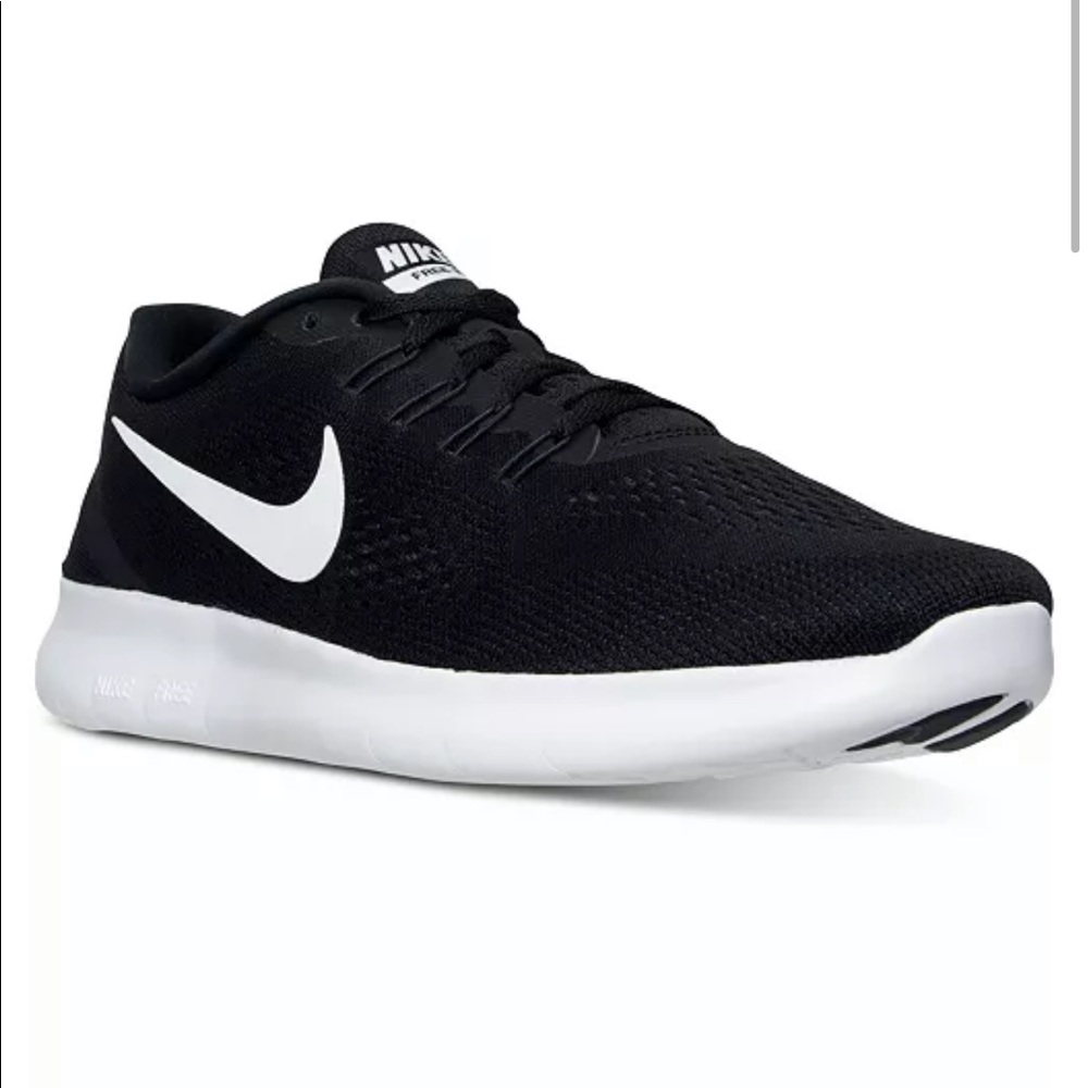Women's Free Running Sneakers